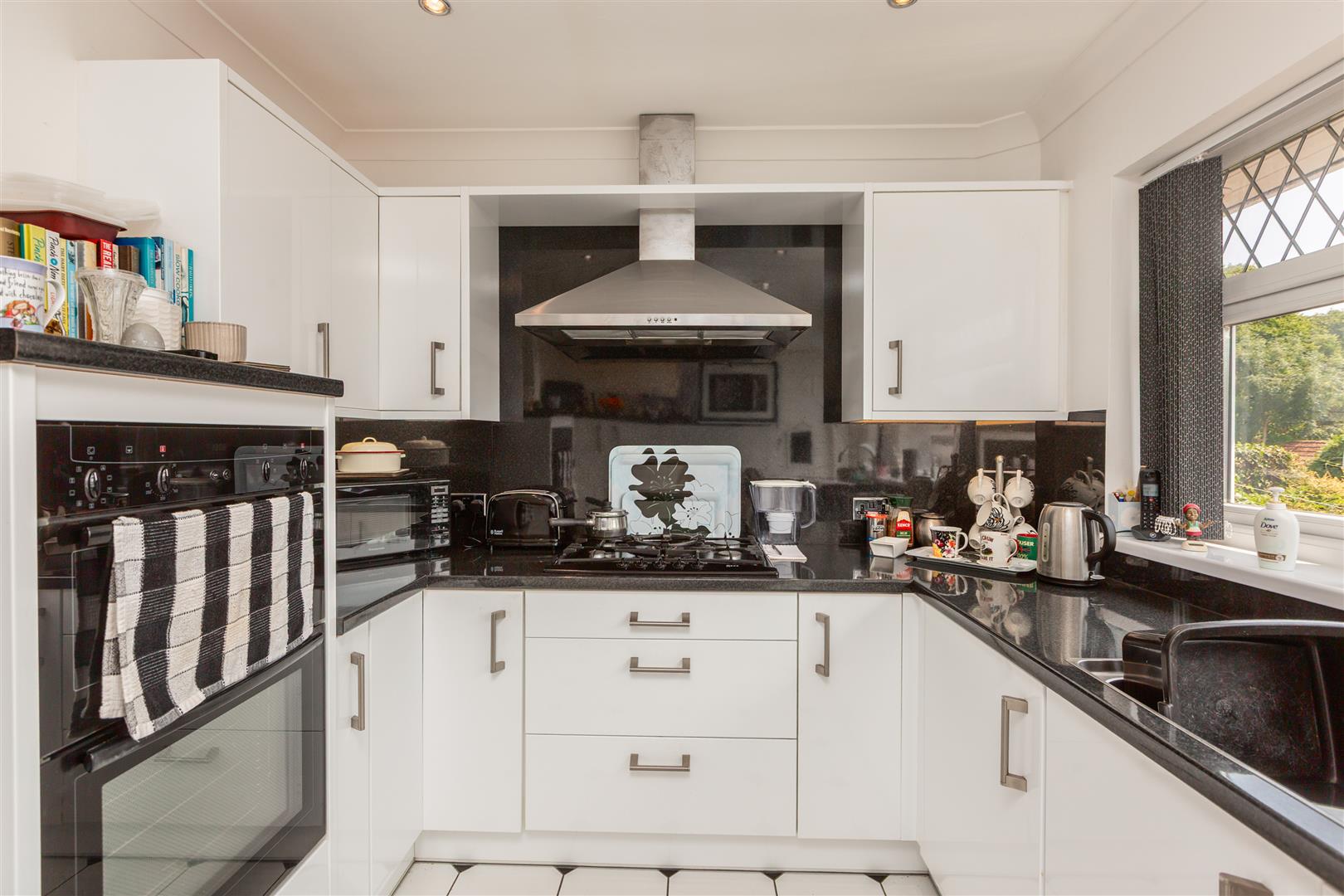 Dylan Road, Killay, Swansea, SA2 7BN
